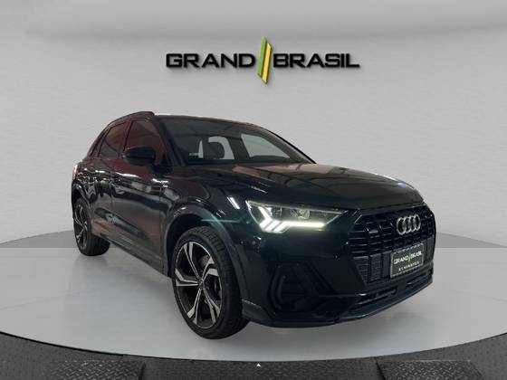 AUDI Q3 2.0 40 TFSI GASOLINA PERFORMANCE BLACK QUATTRO TIPTRONIC AUDI Q3 2.0 40 TFSI GASOLINA PERFORMANCE BLACK QUATTRO TIPTRONIC